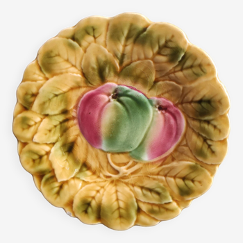 French vintage Majolica plate decorated with apples, in barbotine of Sarreguemines