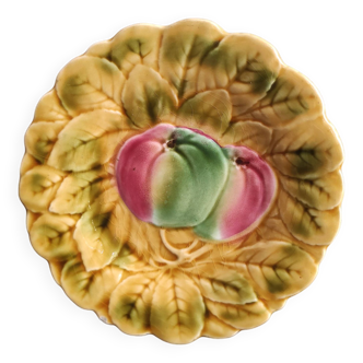 French vintage Majolica plate decorated with apples, in barbotine of Sarreguemines