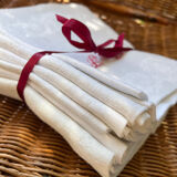 Set 6 embroidered napkins