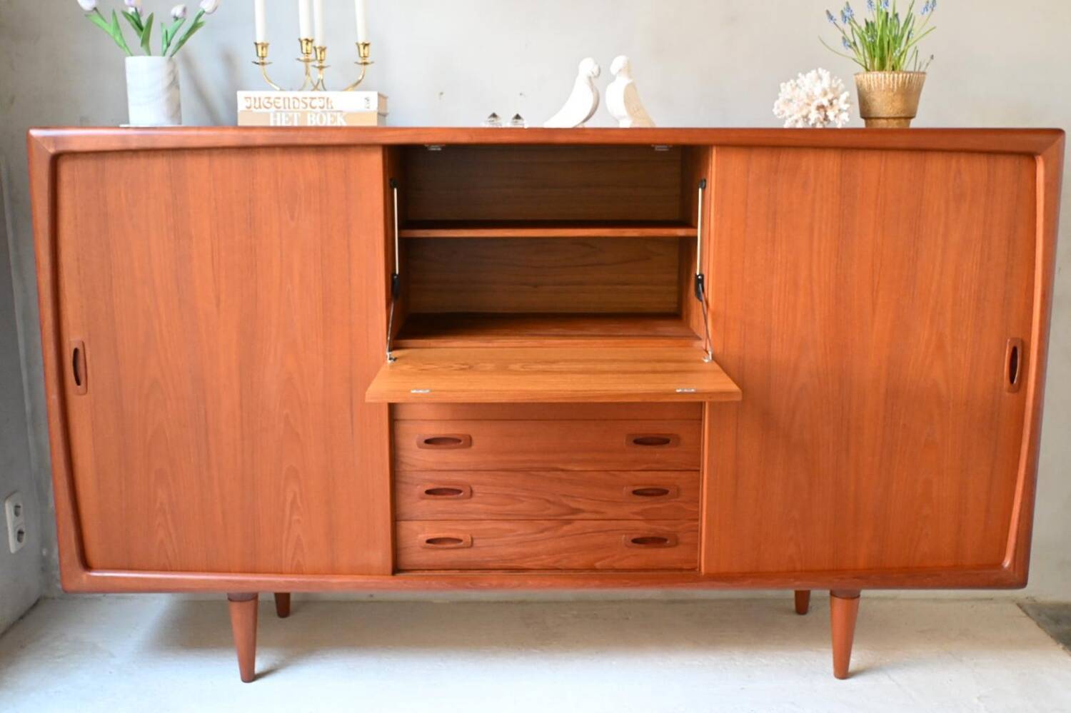Danish Deaign Highboard by H.P. Hansen in Teak