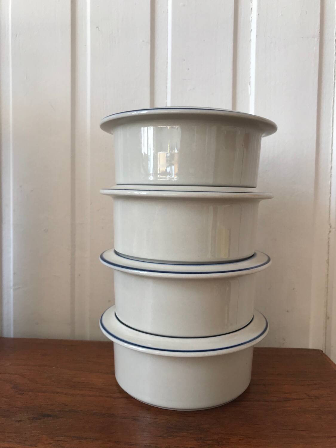 Lot 4 Arabia Finland Bowls