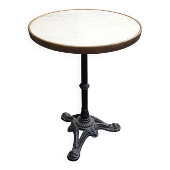 Bistro pedestal