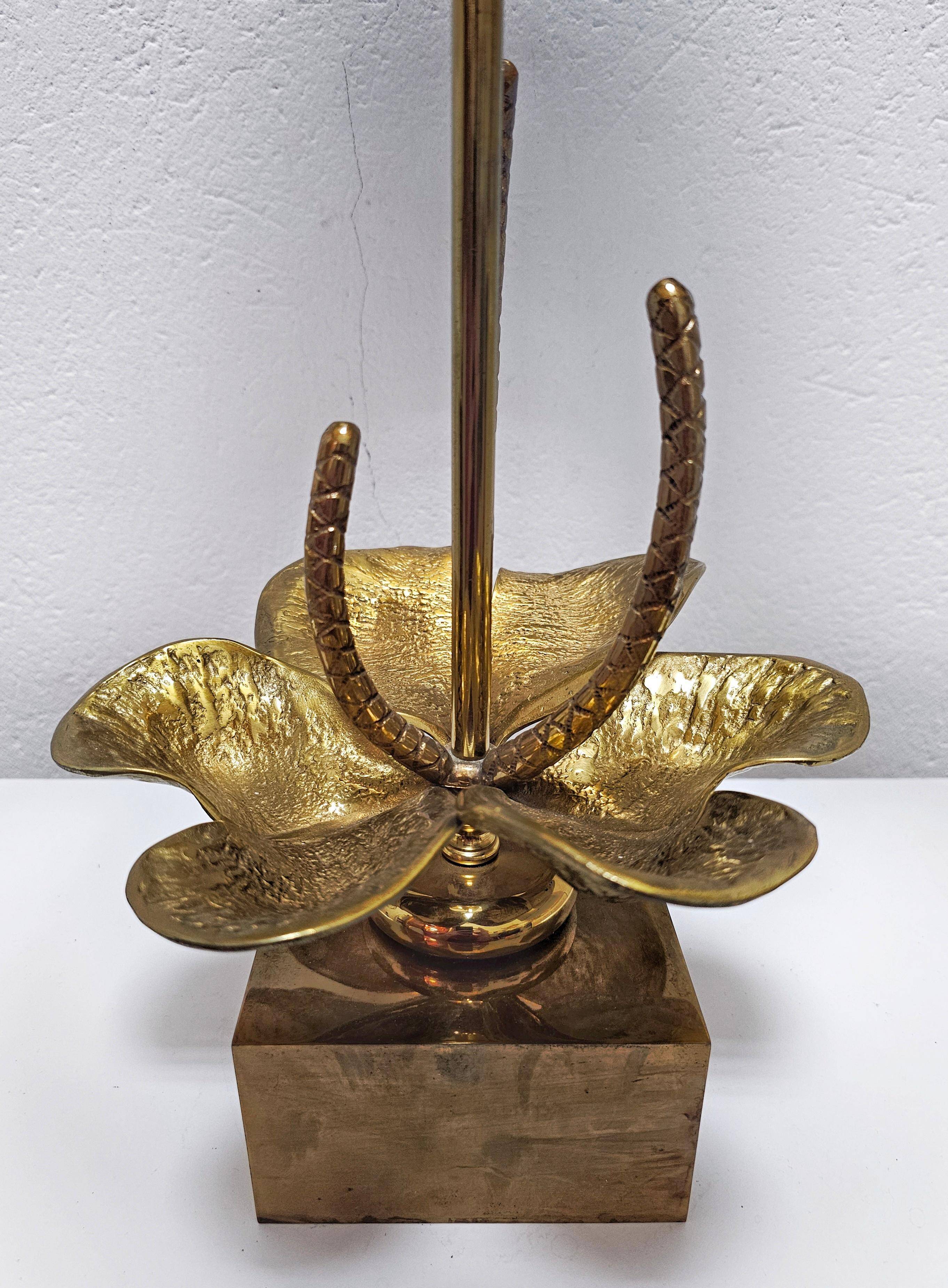 Nenuphar table lamp in bronze and brass by Maison Charles, 1960s.