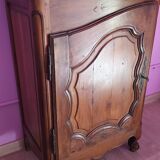 Walnut confectioner, a door, 19th century.