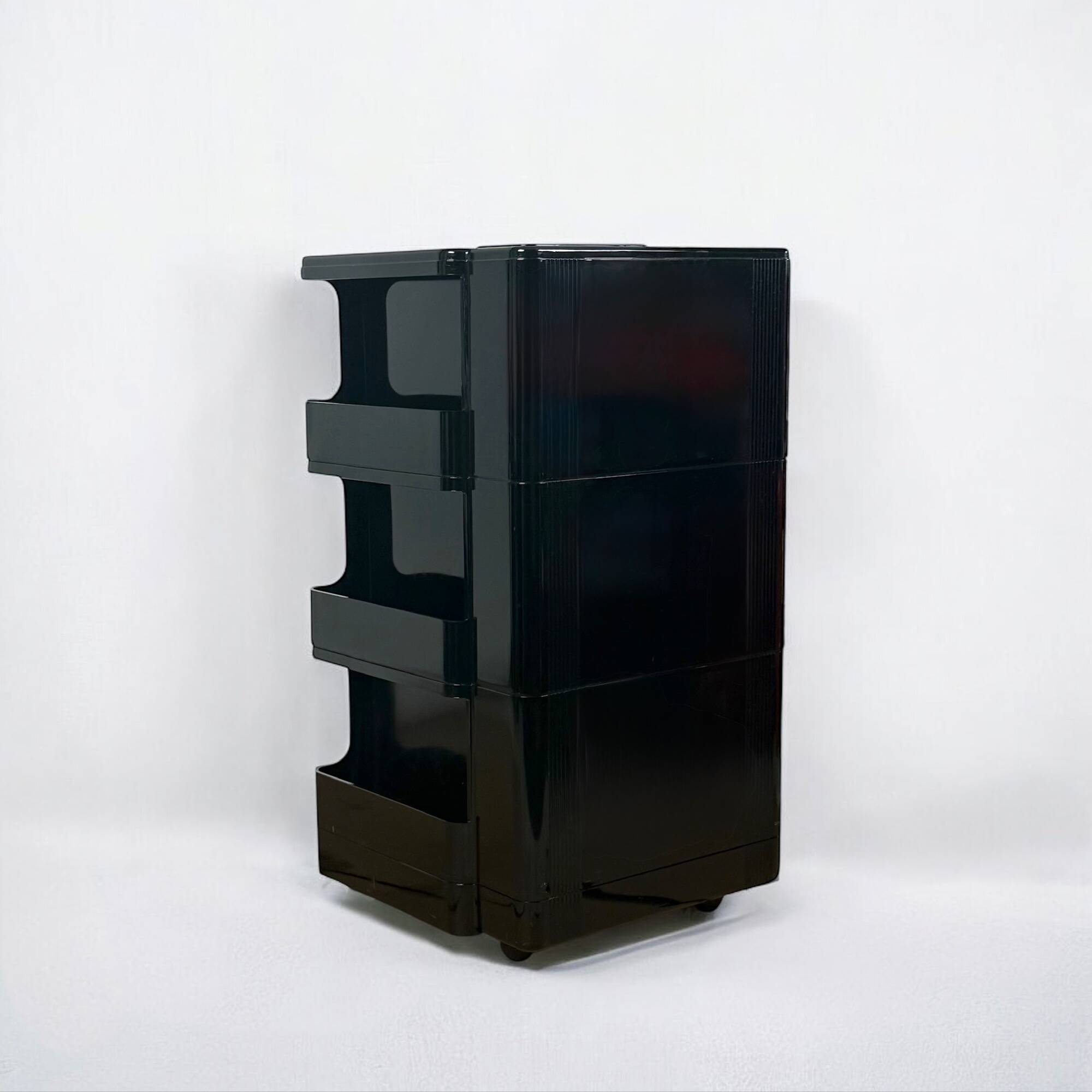Neolt Superstile Trolley Tall 1970s Italian Design in Glossy Black