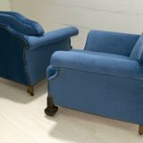 Pair of 19th Century Neo Renaissance Oak and Blue Velvet Italian Armchairs