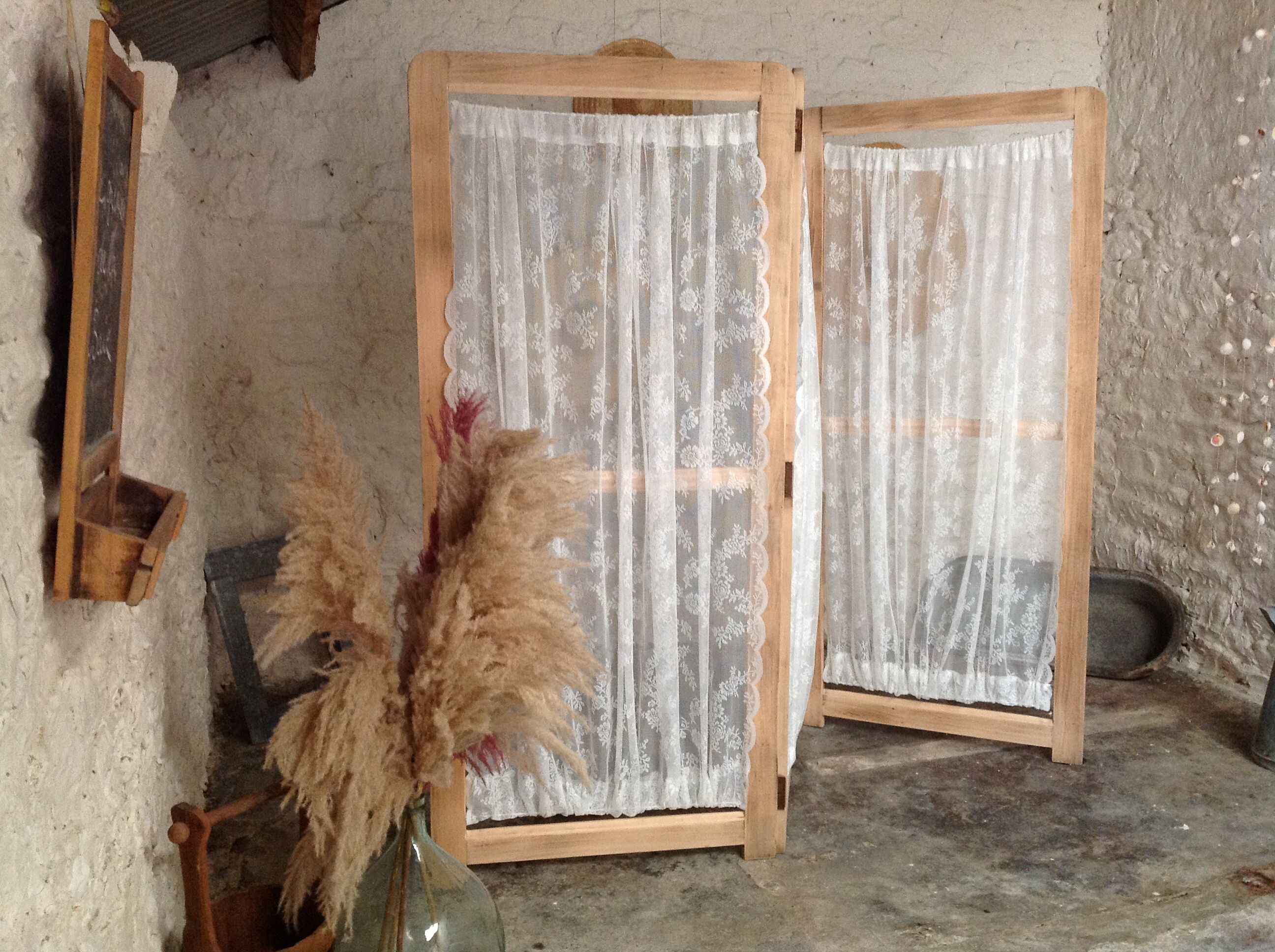 Ancient wood and lace screen