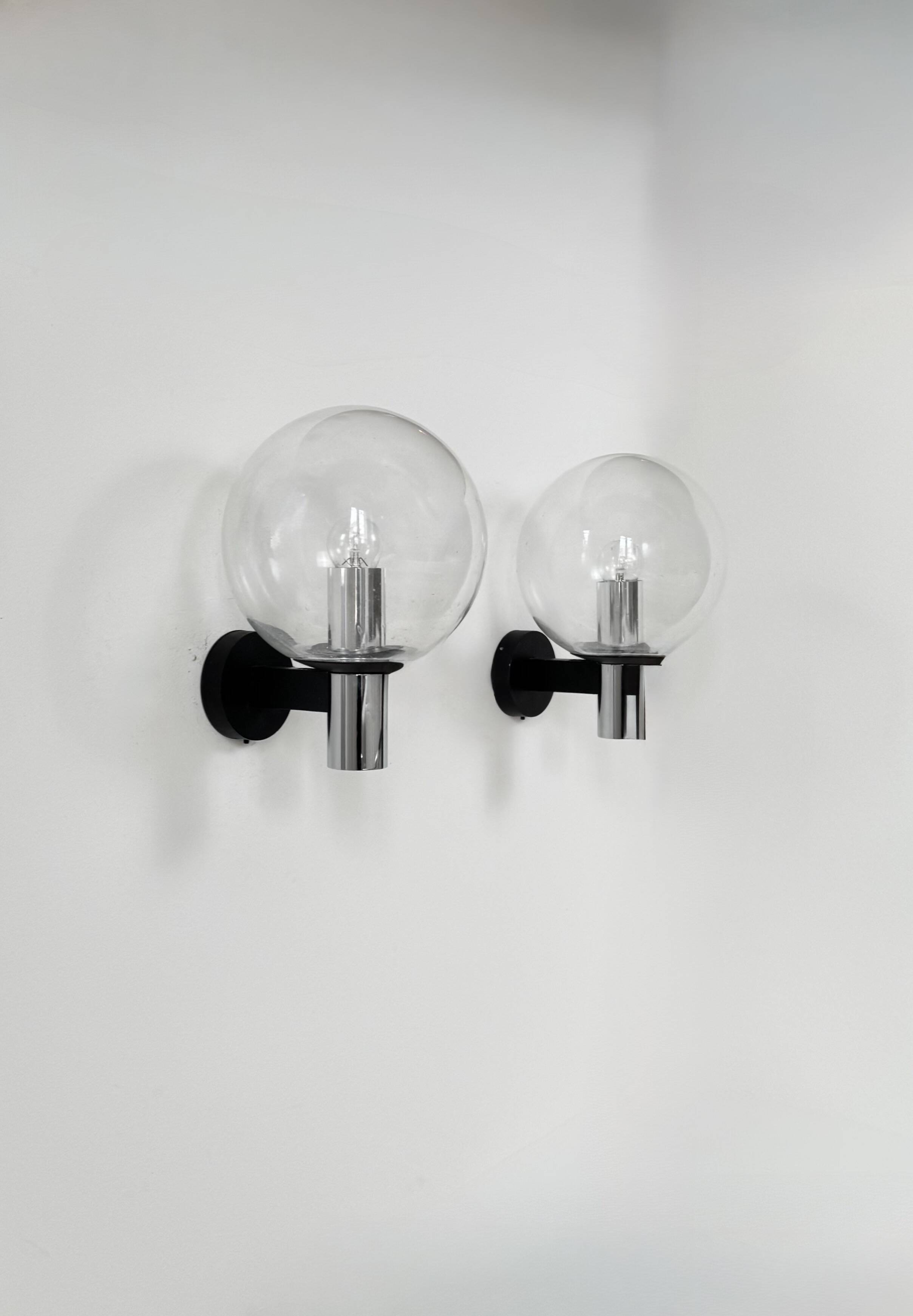 Pair of vintage XL wall lights, chrome metal and bubble glass, France, 1970.