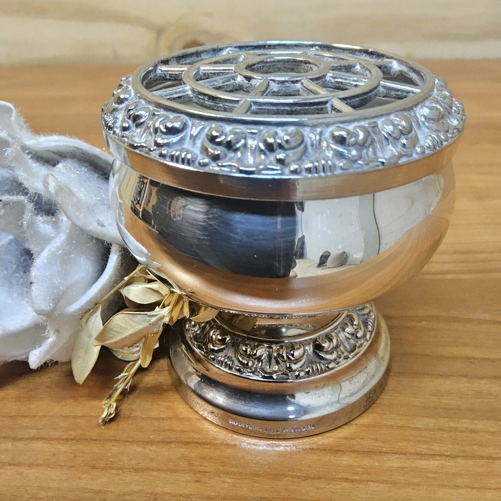 Vintage silver-plated English rose bowl (rose vase) Ianthe
