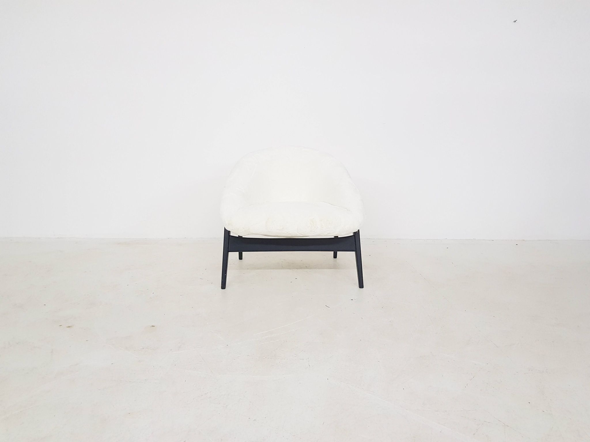 Hartmut Lohmeyer for Artifort lounge chair Model 118 "Columbus", The Netherlands 1957