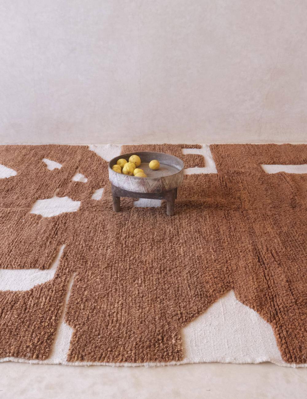 Contemporary Brown Rug - 283 x 220 cm