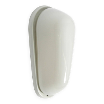Une lampe murale en verre céramique Wagenfeld de style mid-century modern.