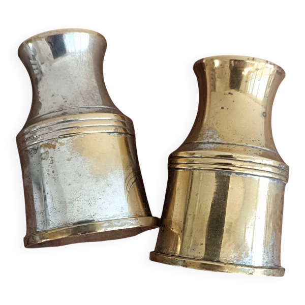 Salière et poivrier en métal argenté