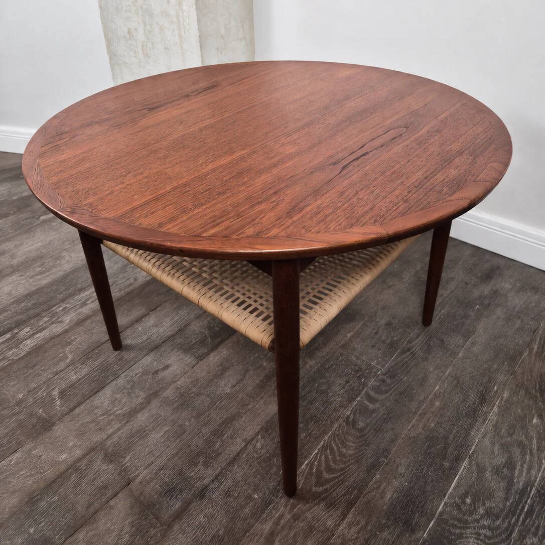 Round coffee table in teak and rope by Møbelintarsia, Denmark, 1960.
