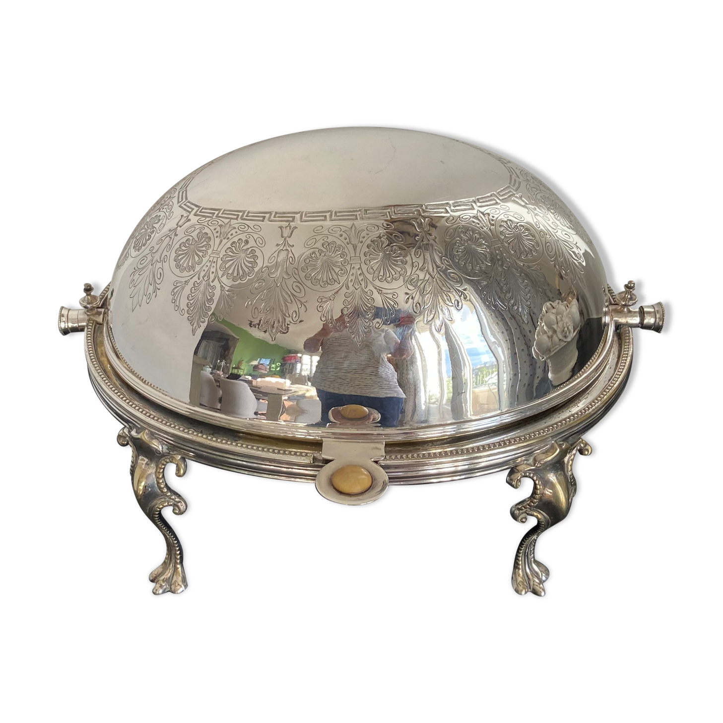 Oval bell old silver metal