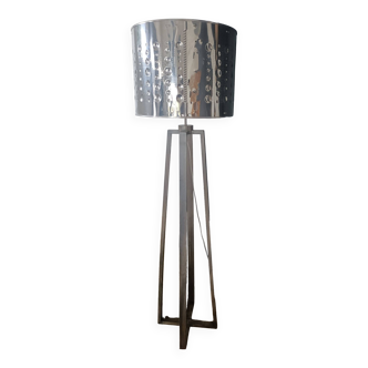 Drum floor lamp on tripod