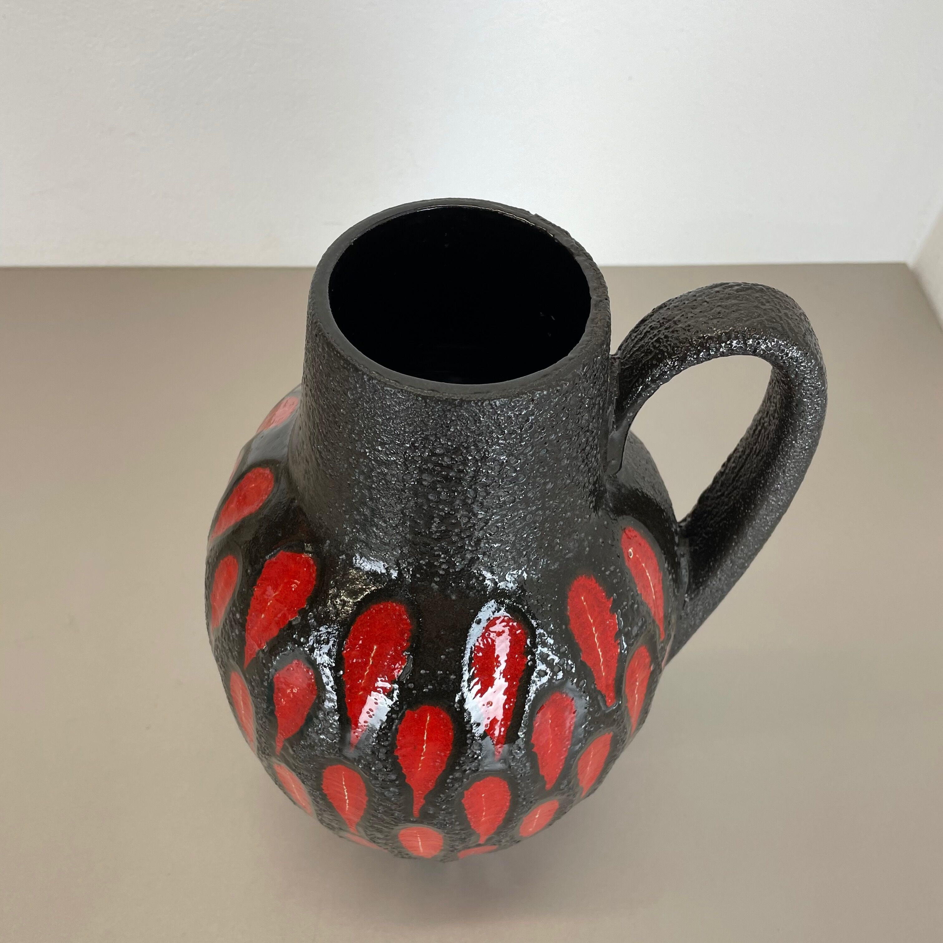 Pottery fat lava "strawberry" 414-38 floor vase made by scheurich, 1970s