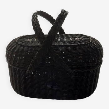 Small old Bussan style wicker basket