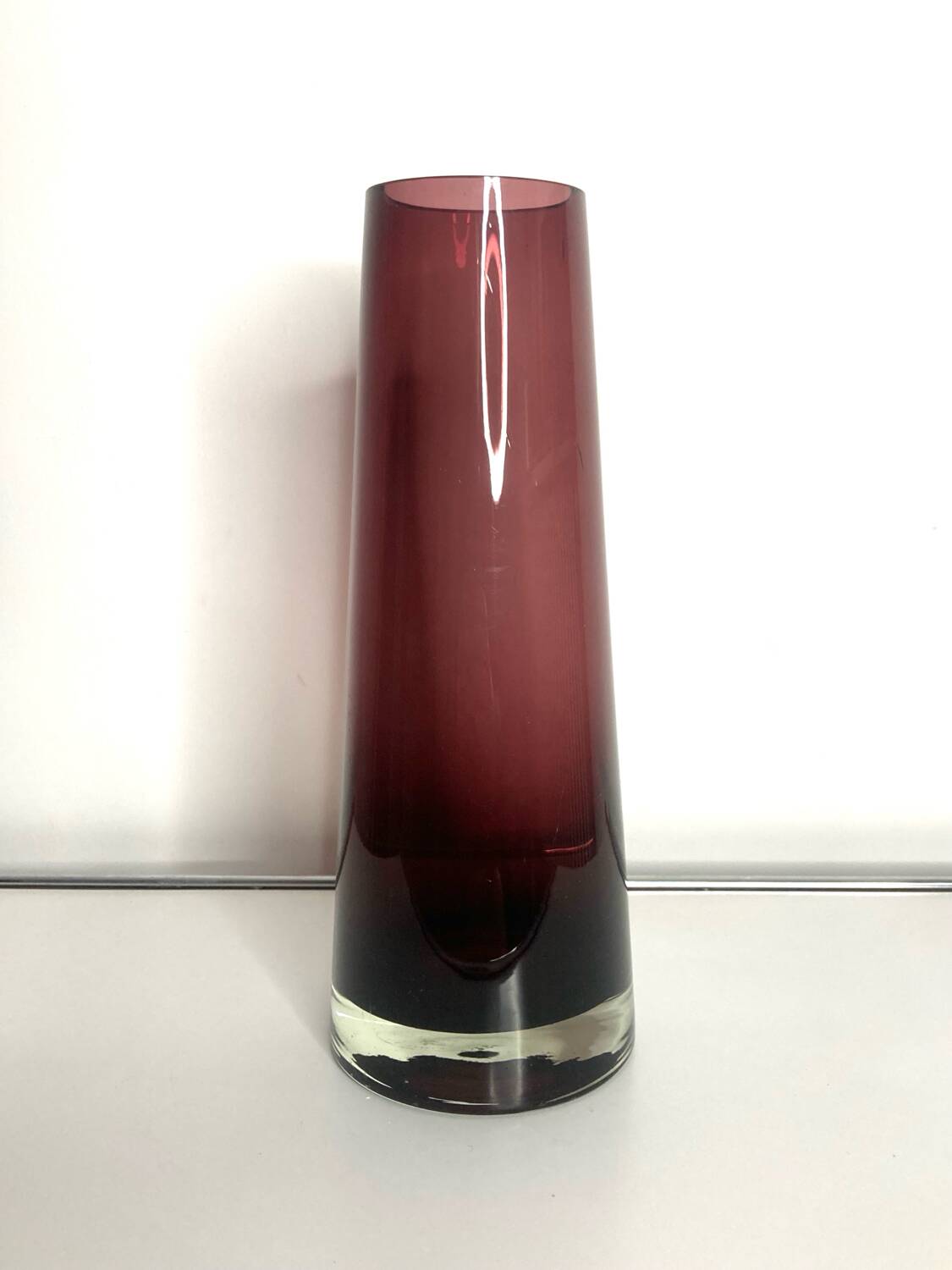 Tamara aldin vase