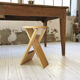 Tabouret Suzy par Adrian Reed en hêtre