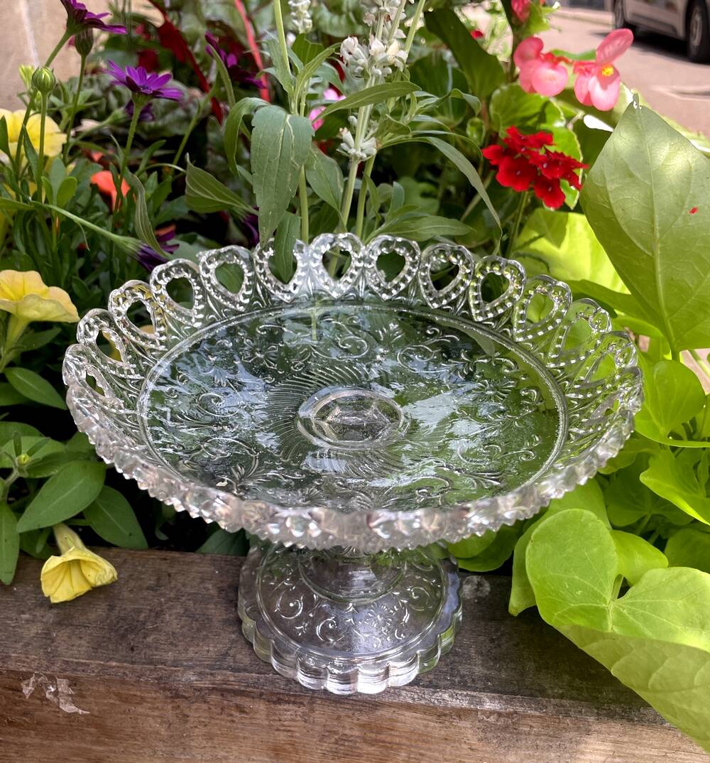 Glass fruit bowl, pressed mould, centre table, seasonal fruits.