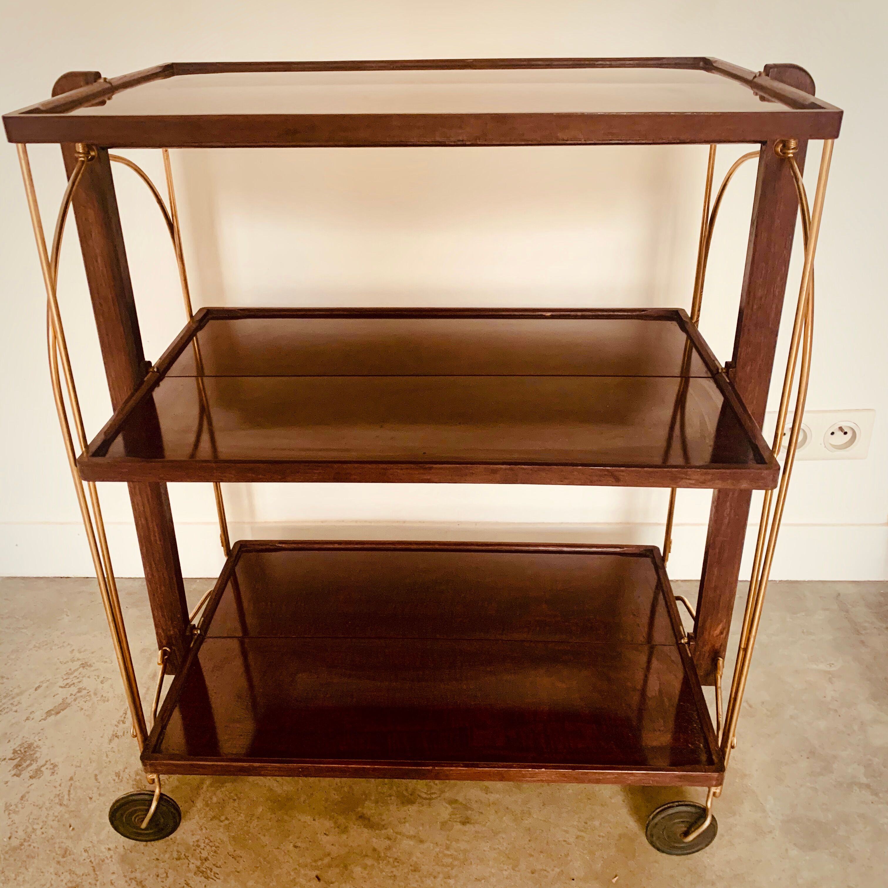 Marie-Françoise Mondineu's 3-plated rolling and folding dessert for Bocado