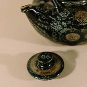 Wim Mühlendyck Stoneware Teapot in Westerwald Salt Glaze with Ritzdekor – Noir Speckled Ceramic, Mid-Century
