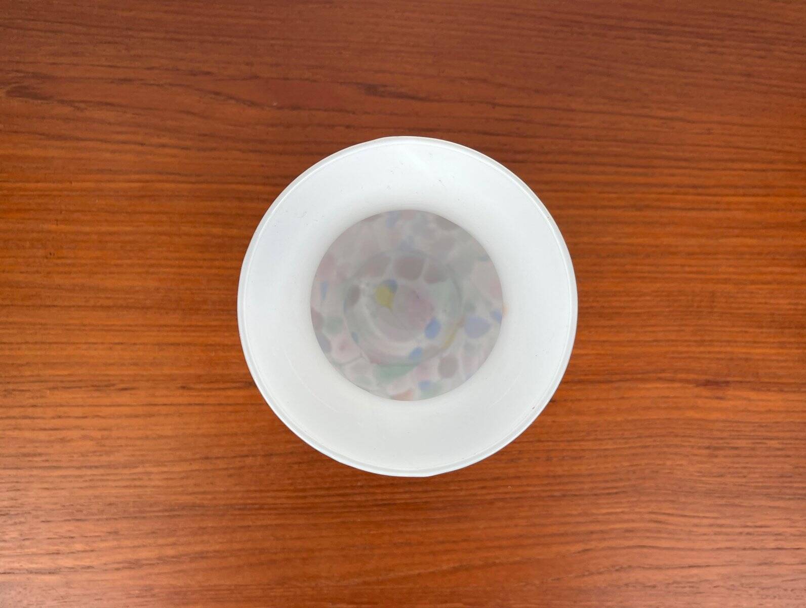 Postmodern glass vase by Hans Jürgen Richartz for the Richartz art collection, 1980s.