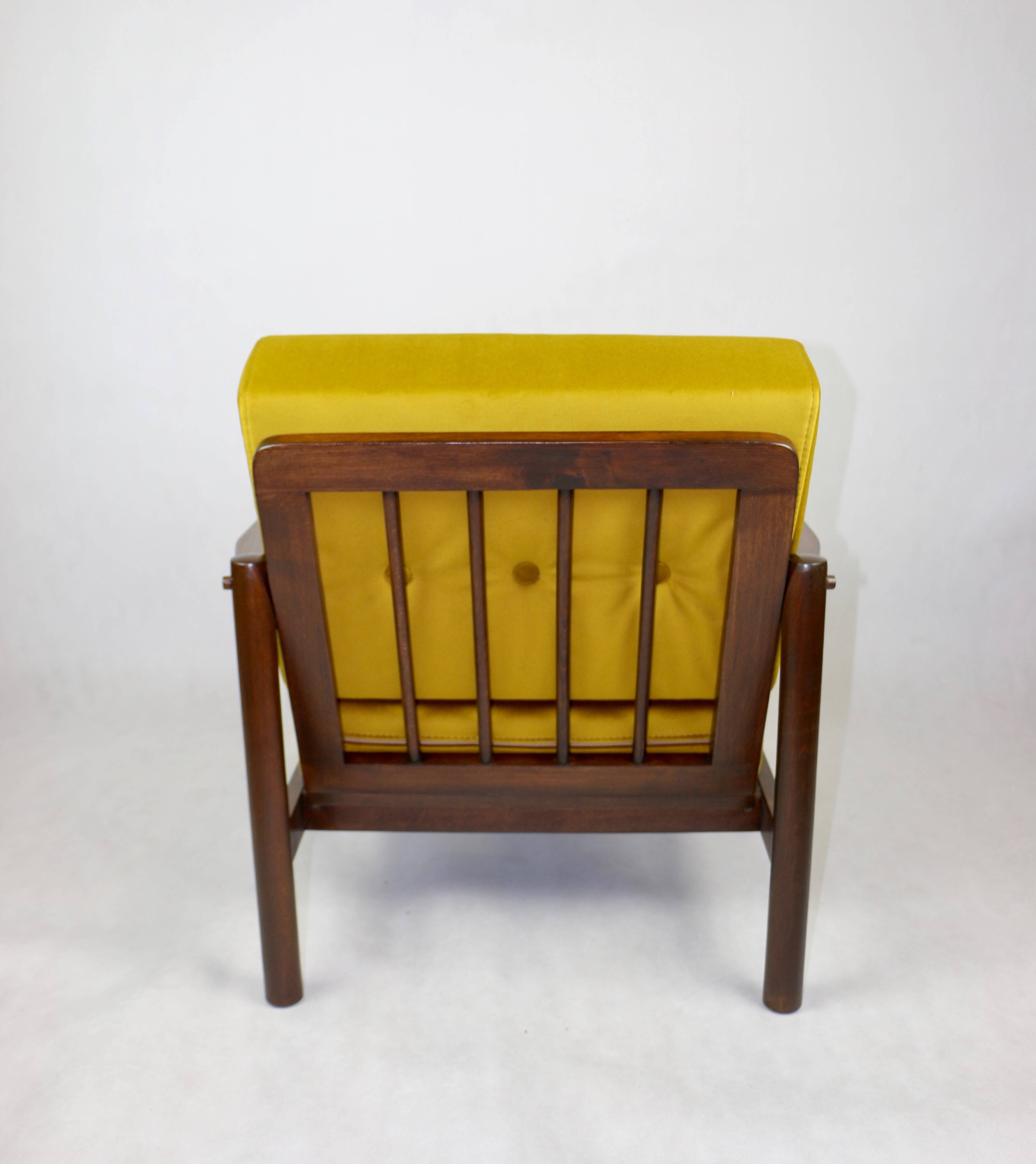 Vintage Armchair in Yellow Olive, 1970s