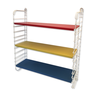 Tomado Shelf