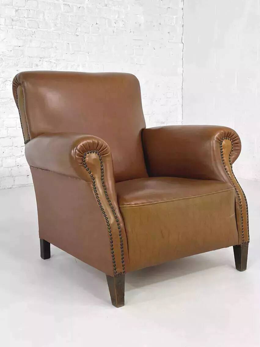 50s club chair in imitation leather and wood