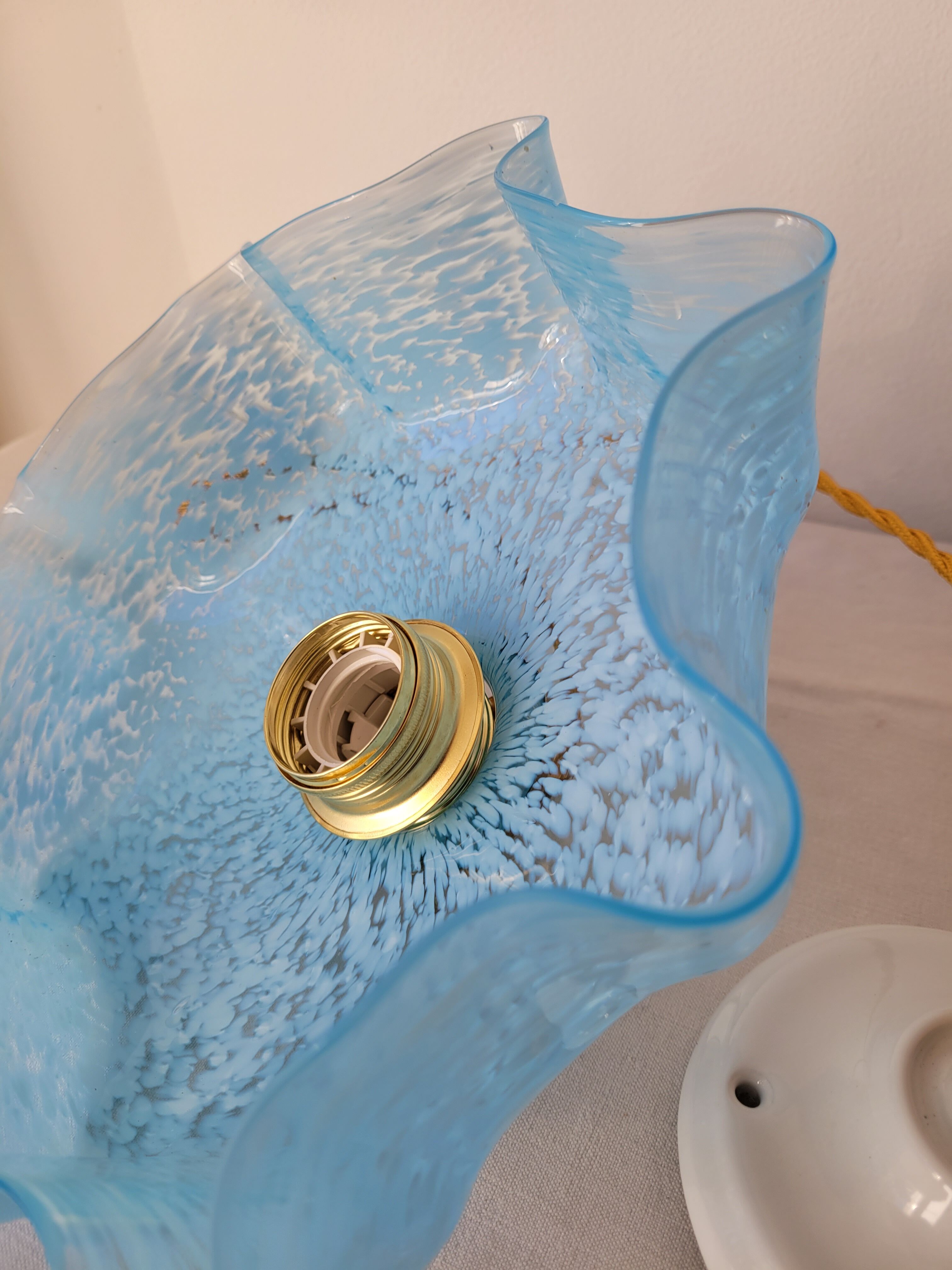 Blue Clichy glass suspension