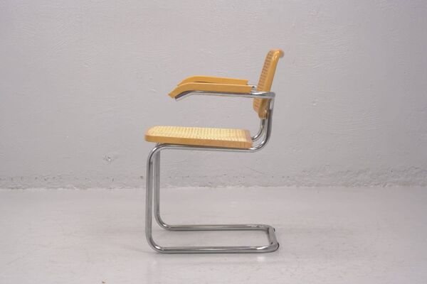 Chaise Bauhaus Cesca B64 de Marcel Breuer édition Gavina
