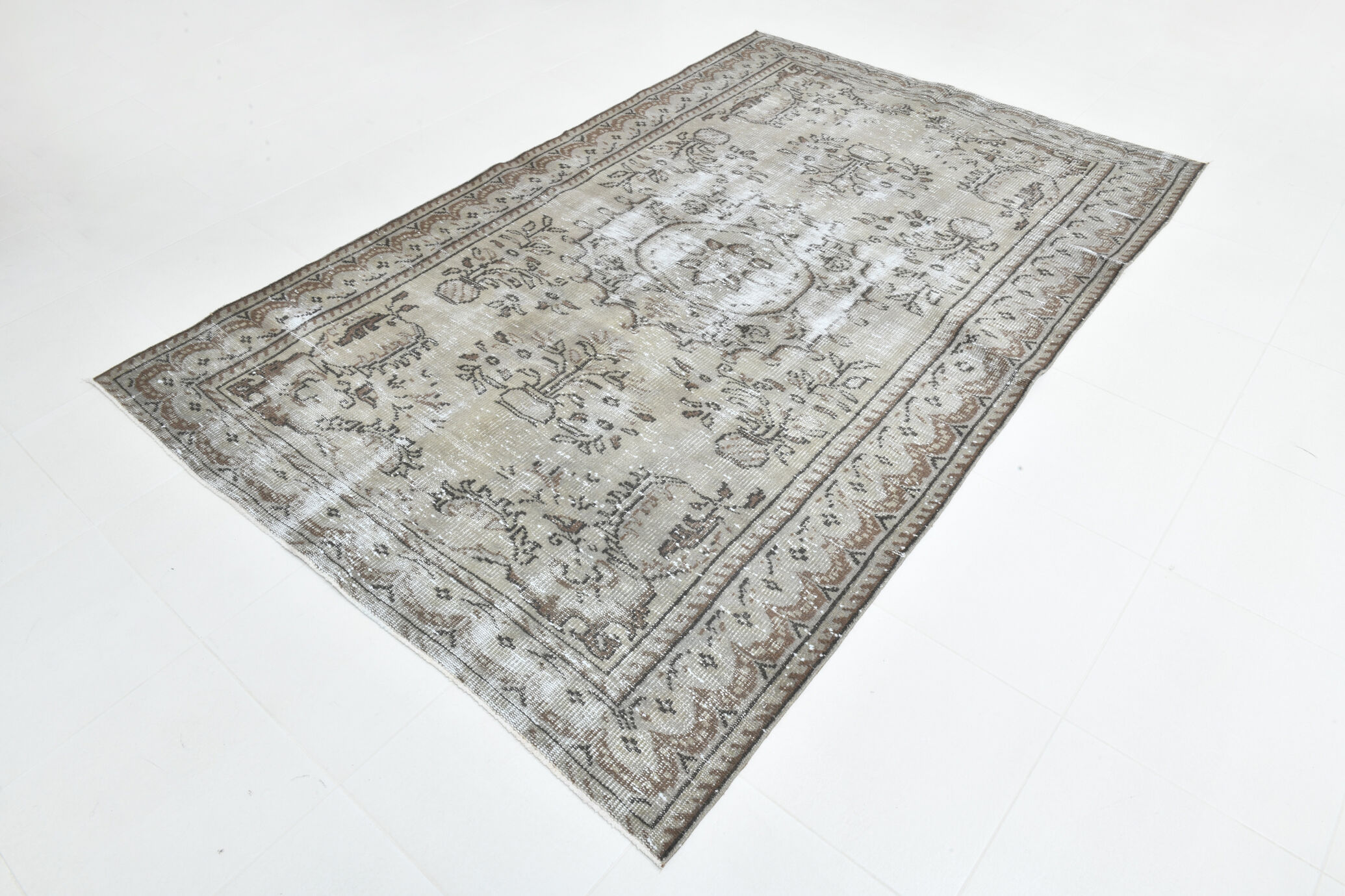 5x8 Handmade Oriental Vintage Rug,168x257Cm