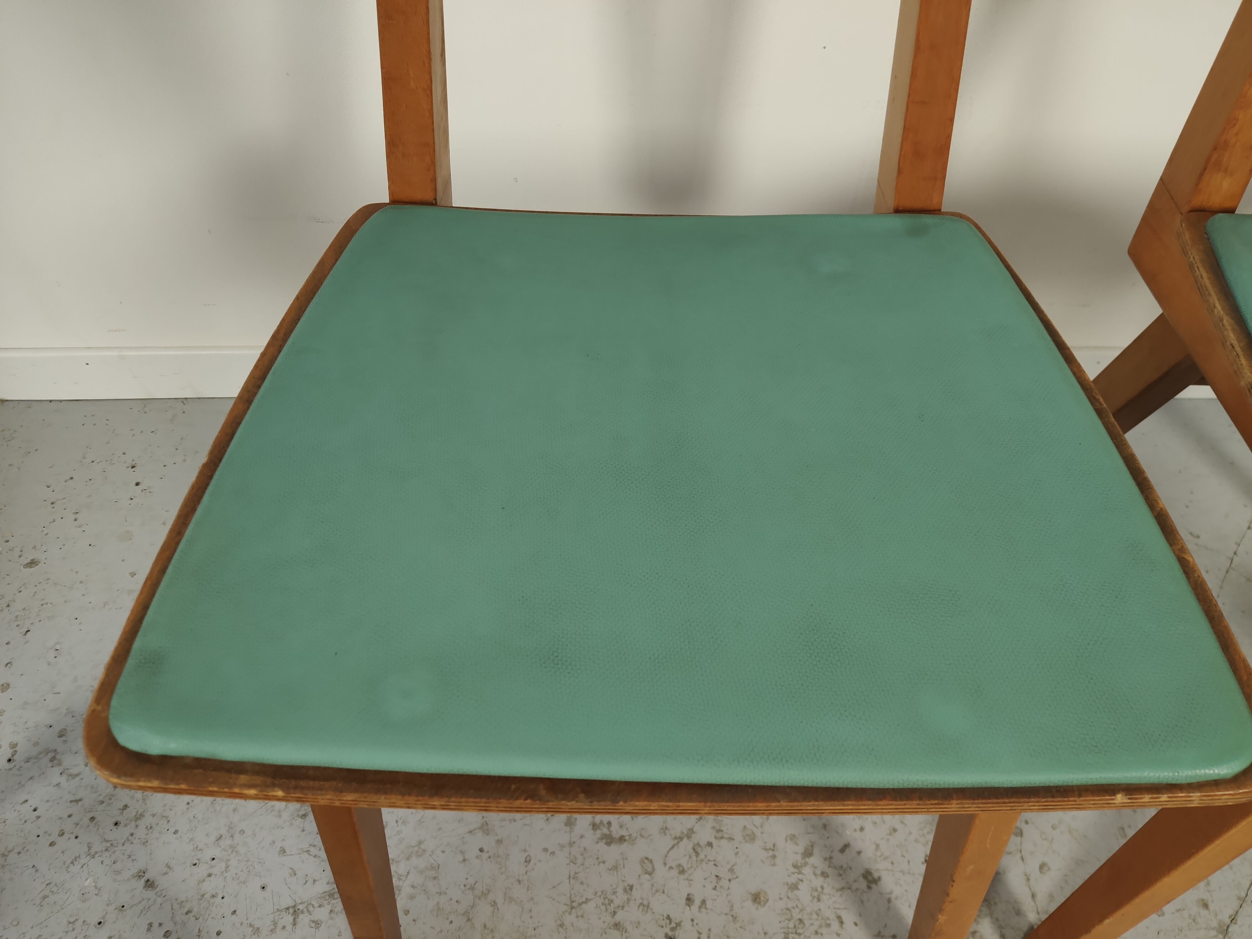 6 vintage chairs  1950