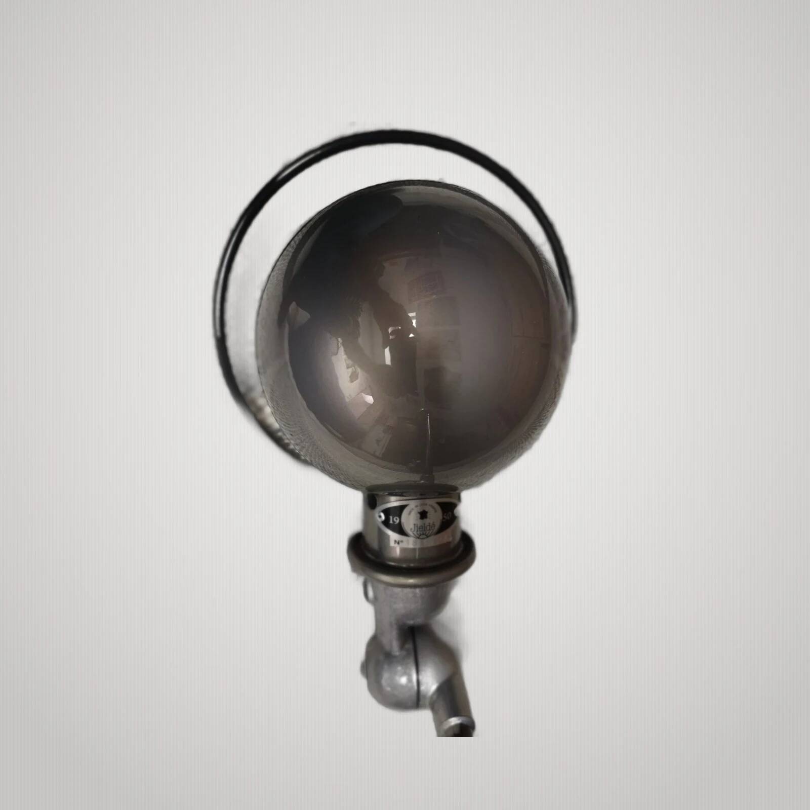 Jielde wall lamp with 2 articulated arms