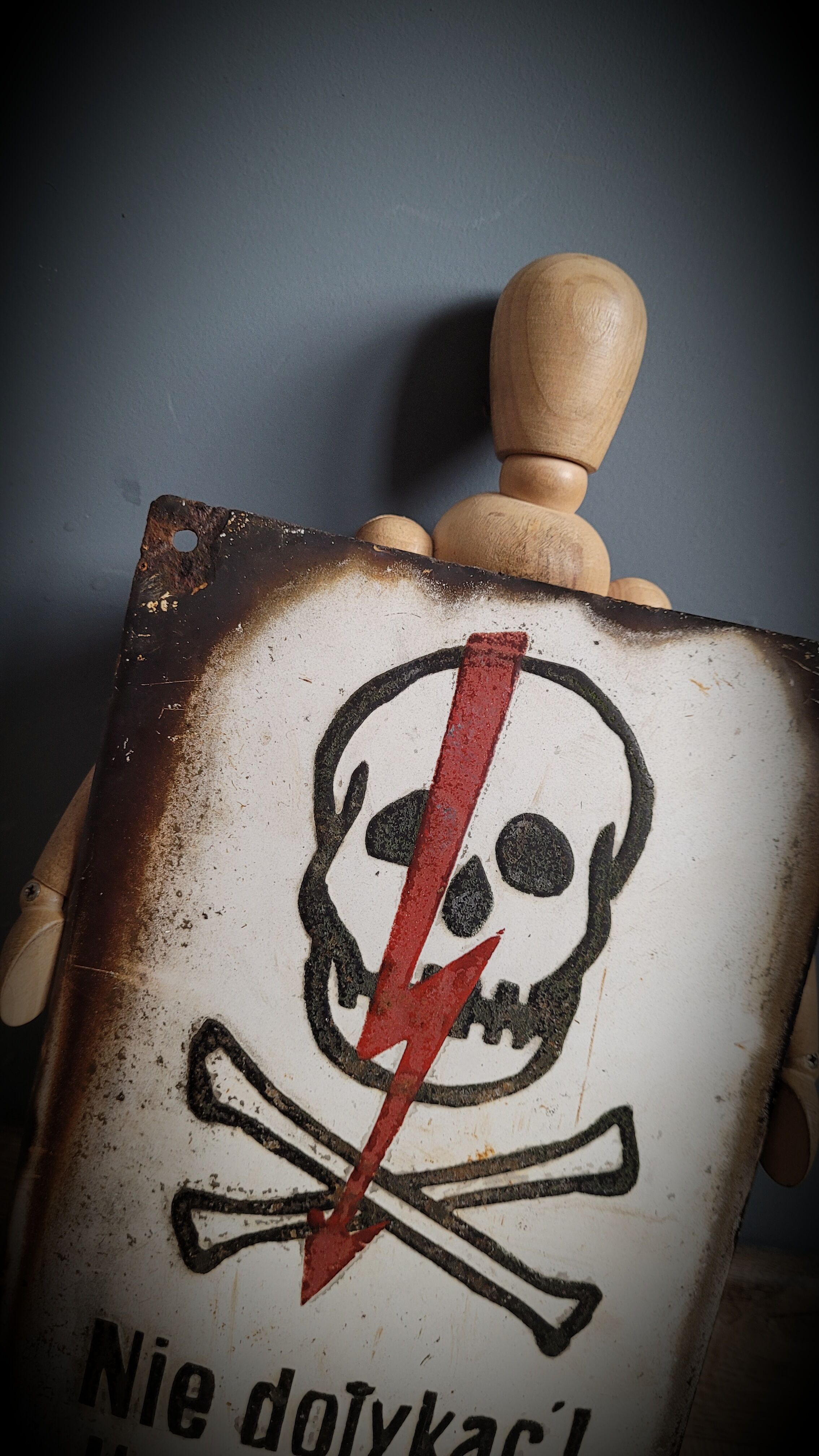 Skull 1 straight flash enamel plate