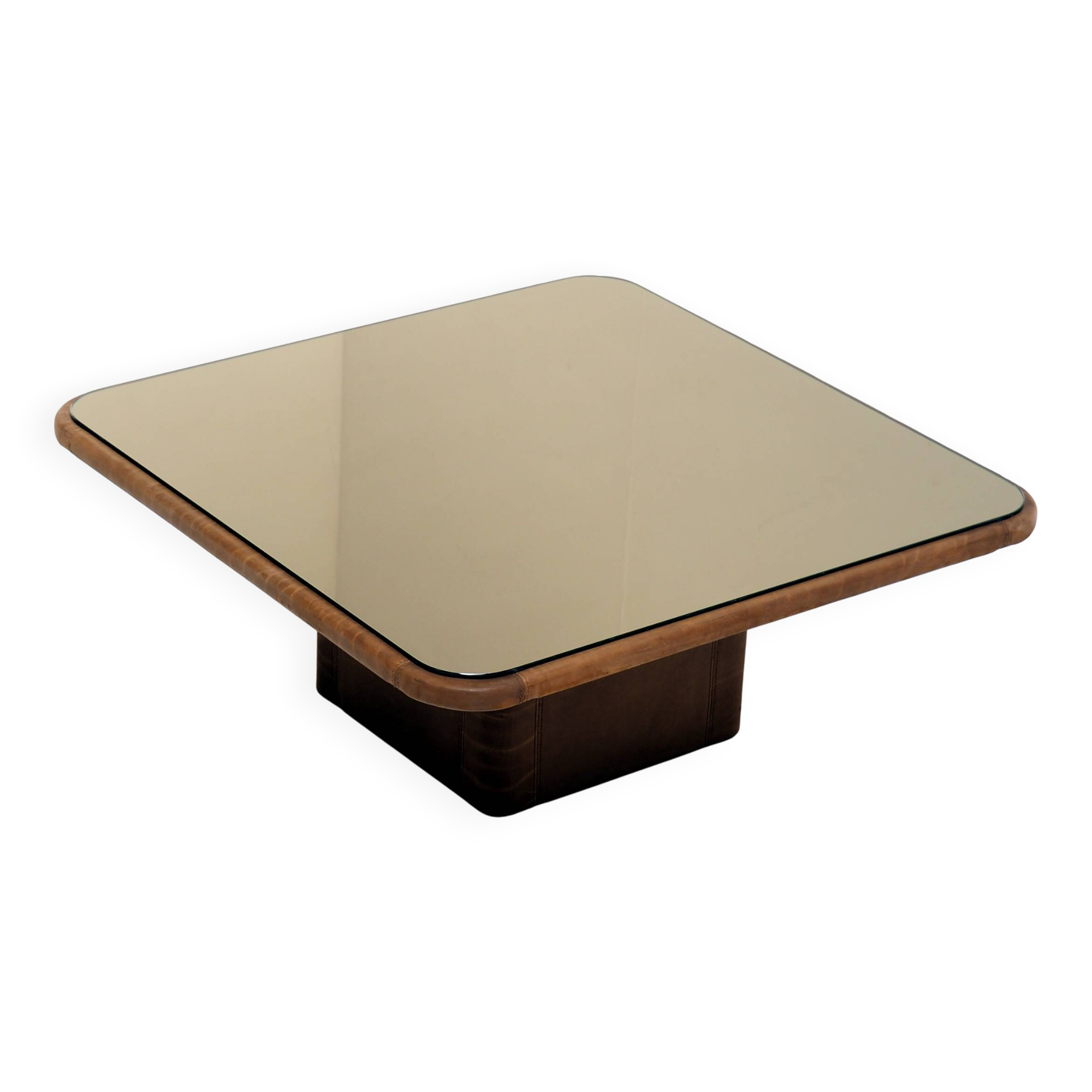 Table basse en cuir « DS-47 » par De Sede, Suisse, années 1970