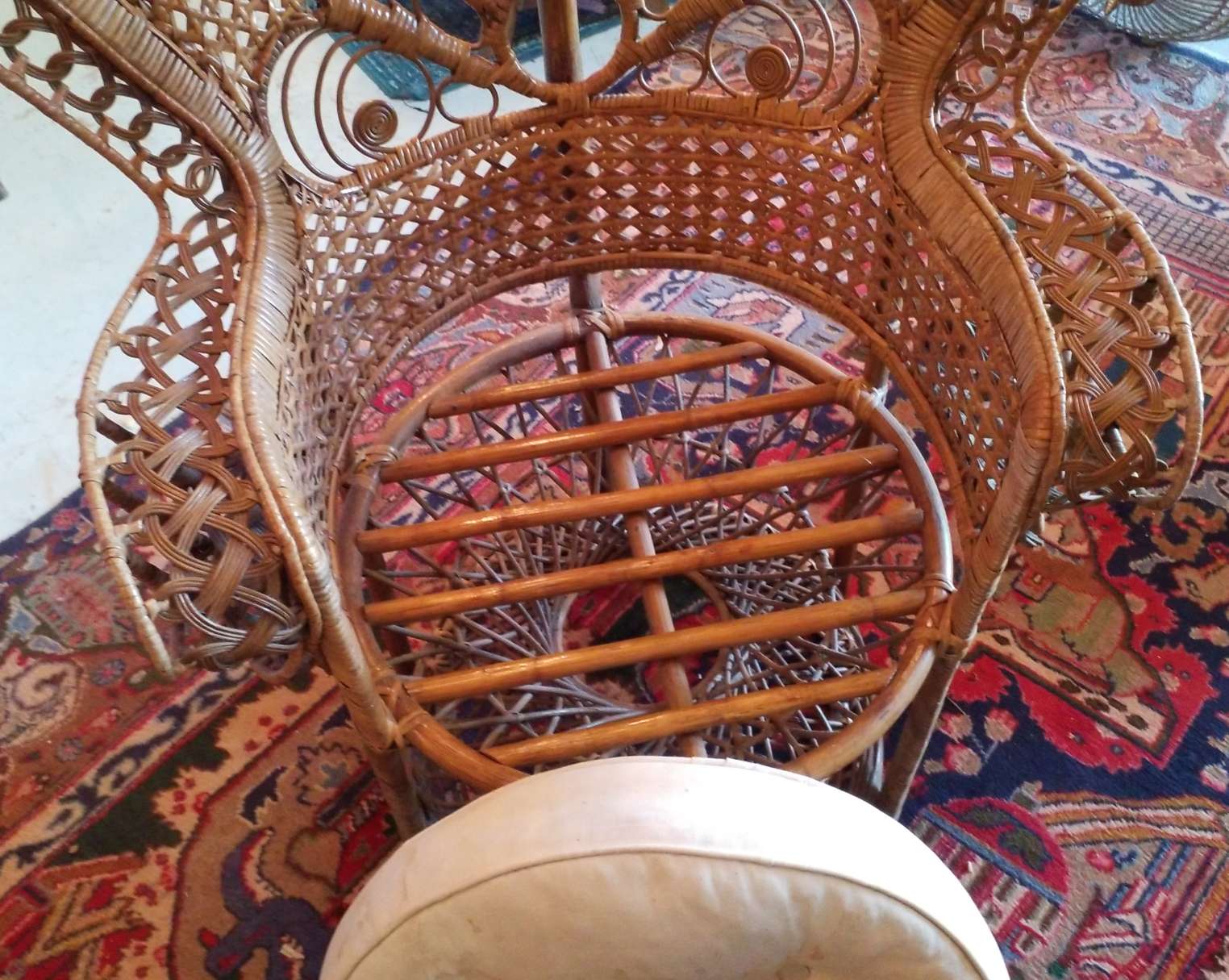 Pair of armchairs emmanuelle