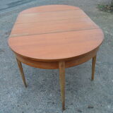 Modular scandinavian table