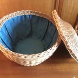 Vintage rattan box