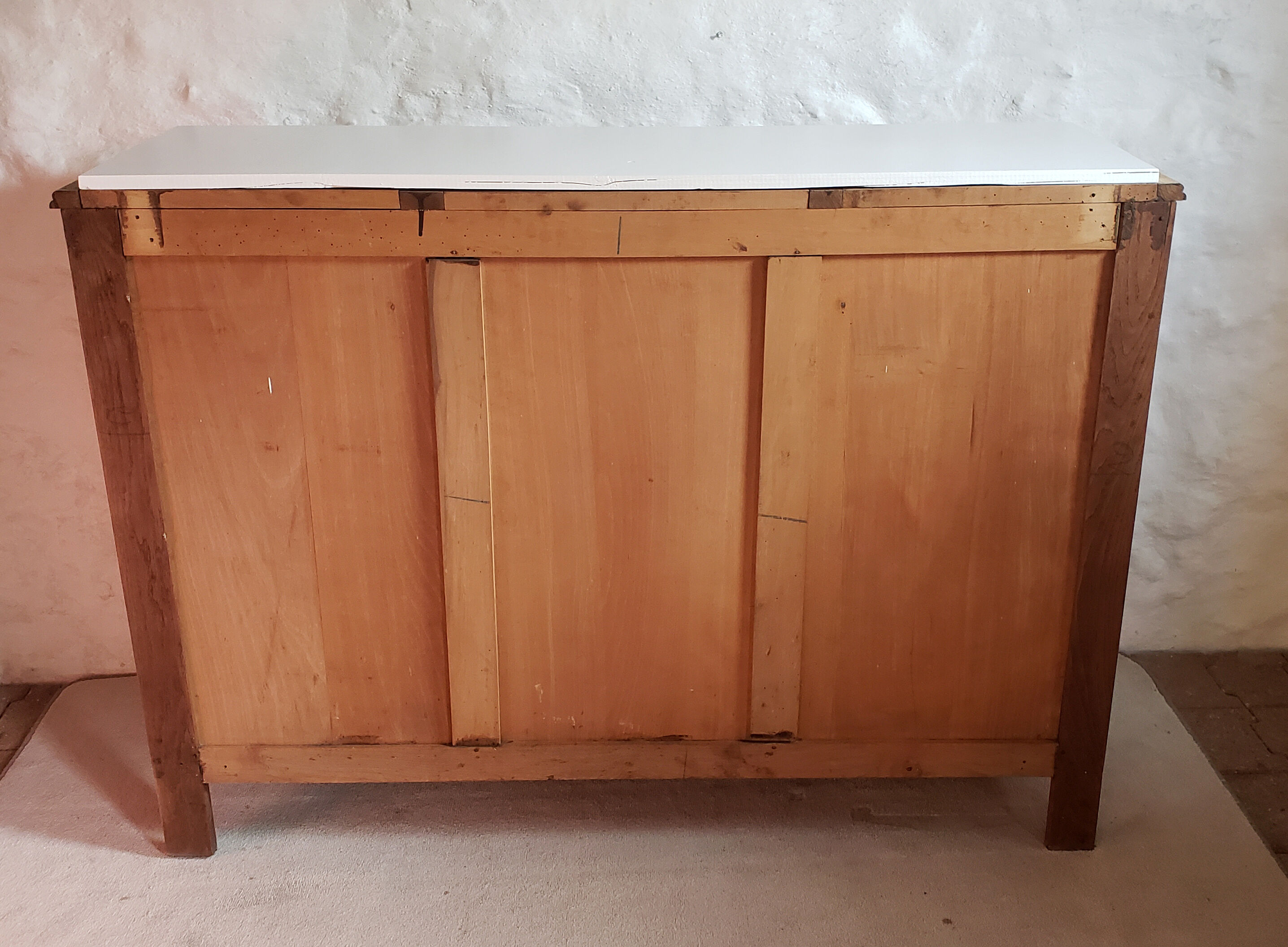 Art-deco buffet in raw oak