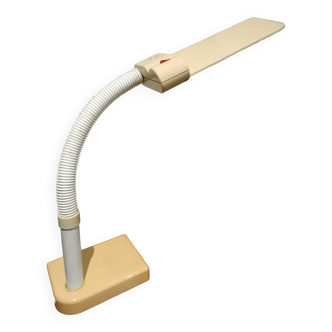 Desk lamp