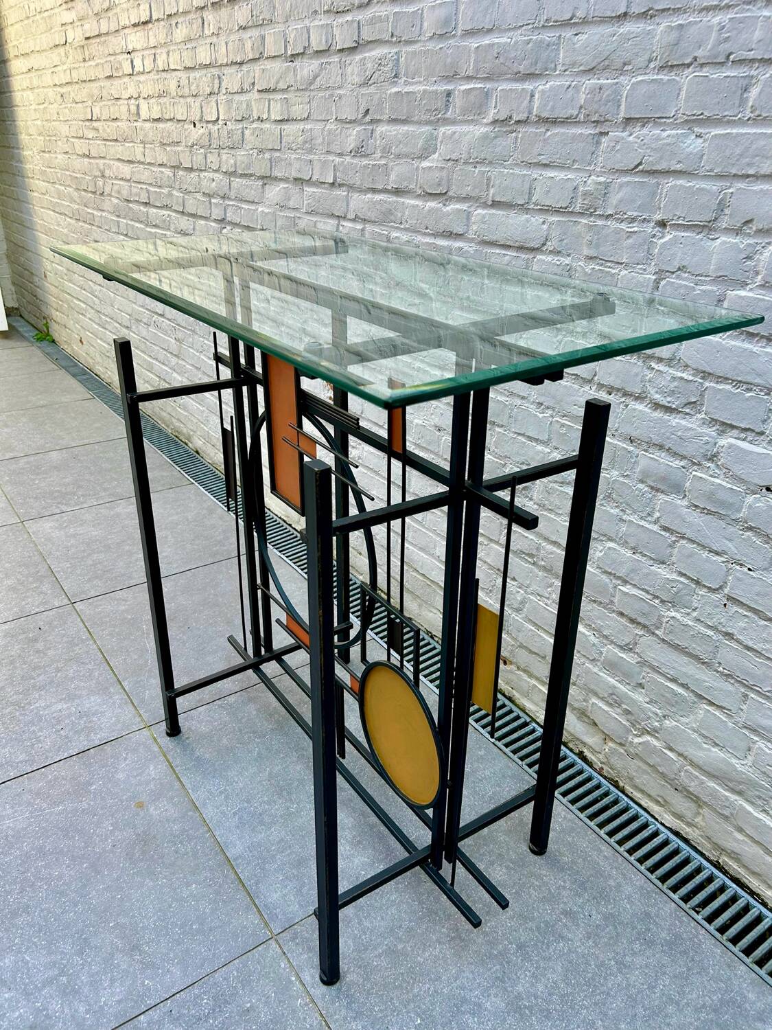 Postmodernist geometric console from the 1980s.