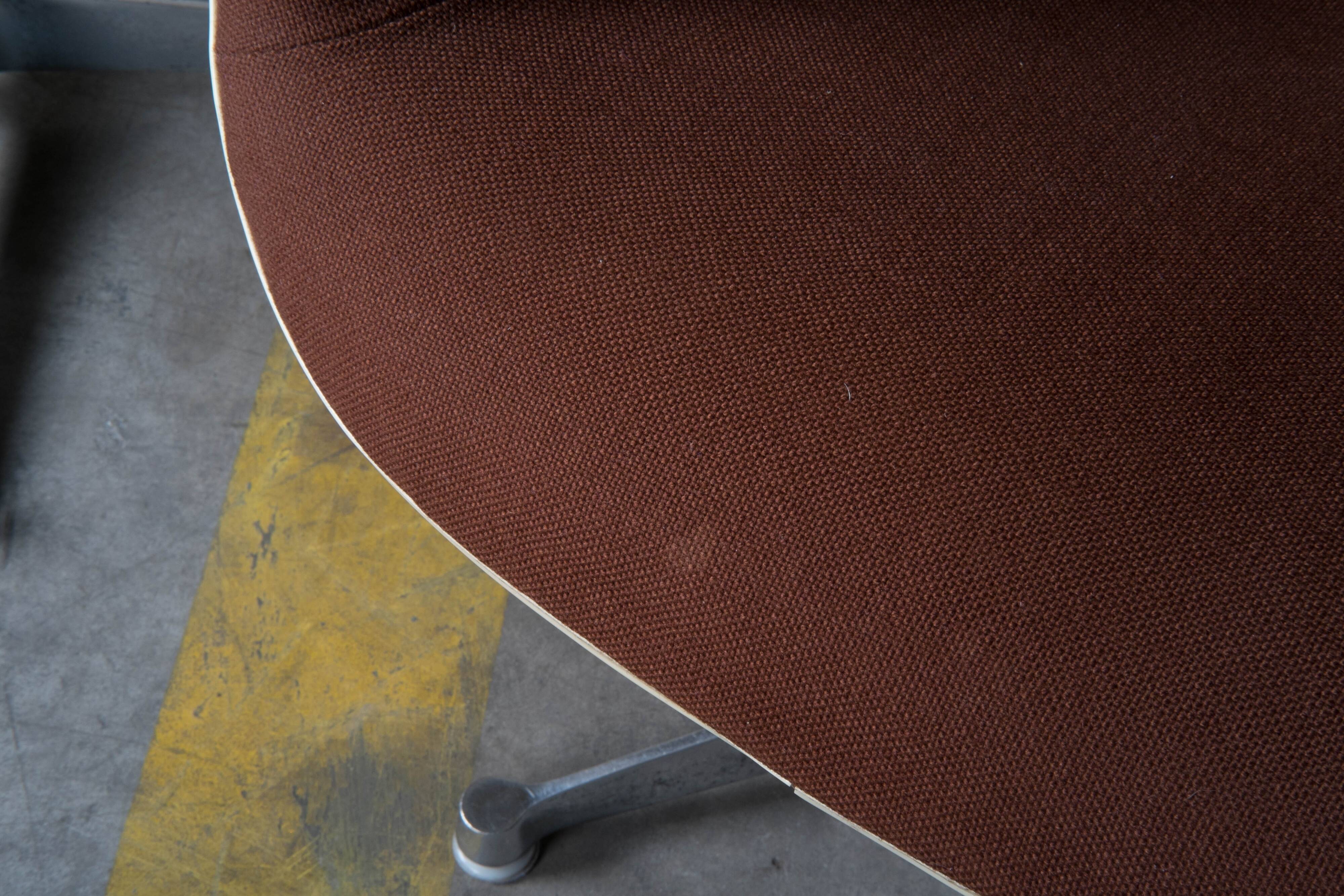 Charles & Ray Eames - Vitra PAC Armchairs