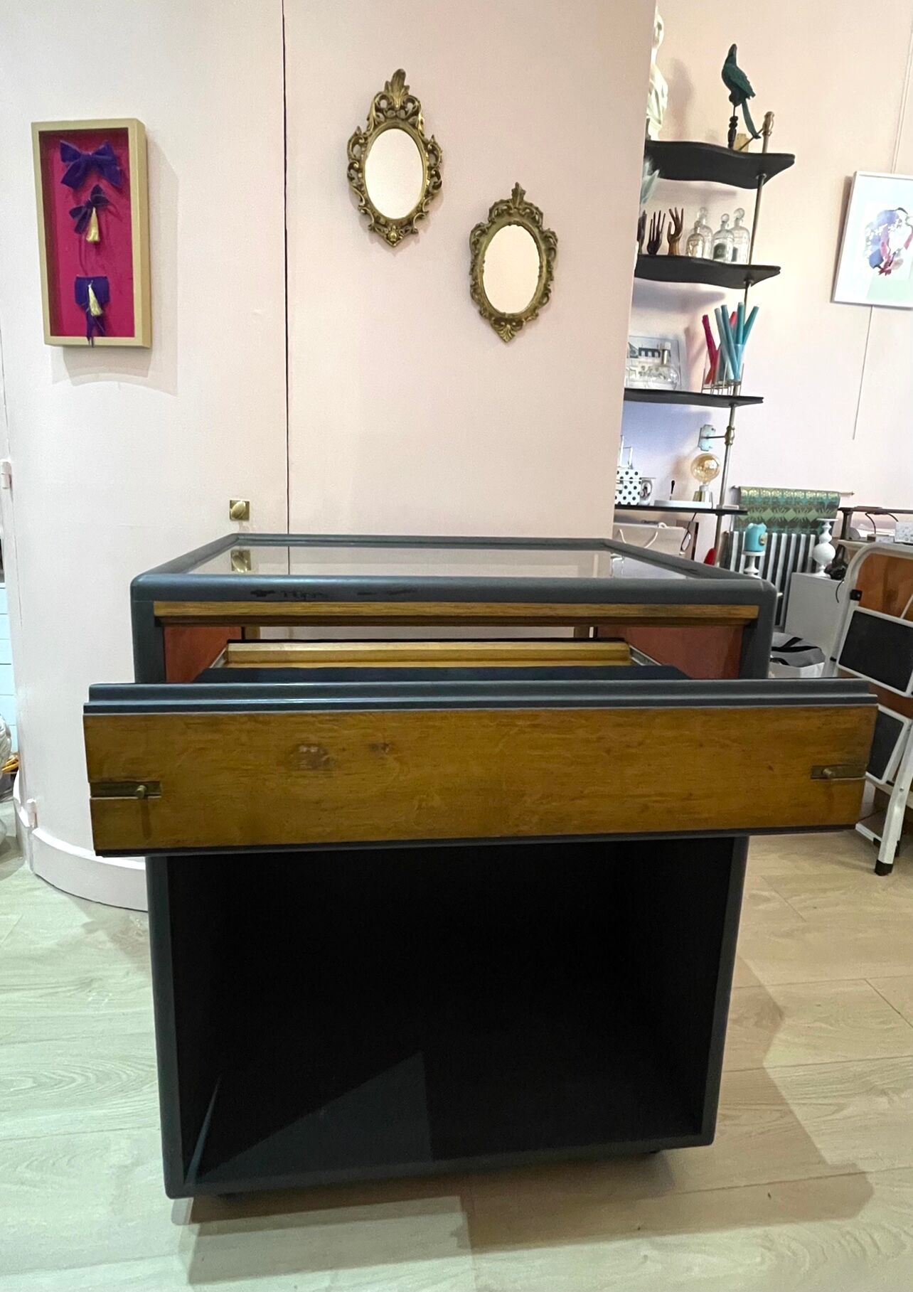 Comptoir vitrine vintage, 1950s