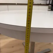 Round table Space Age Roche Bobois with integrated extensions system 1970.