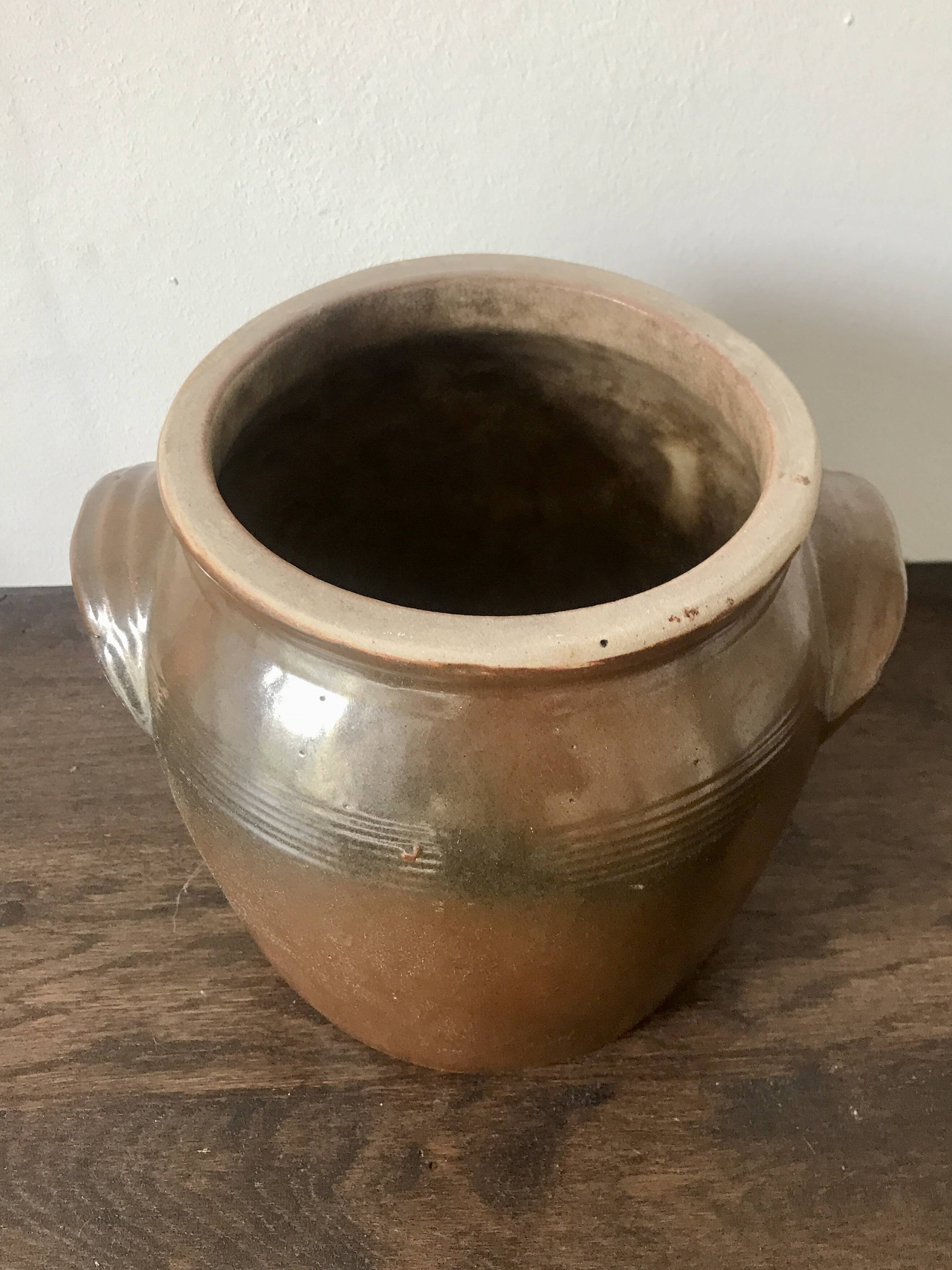 Brown glazed grease pot
