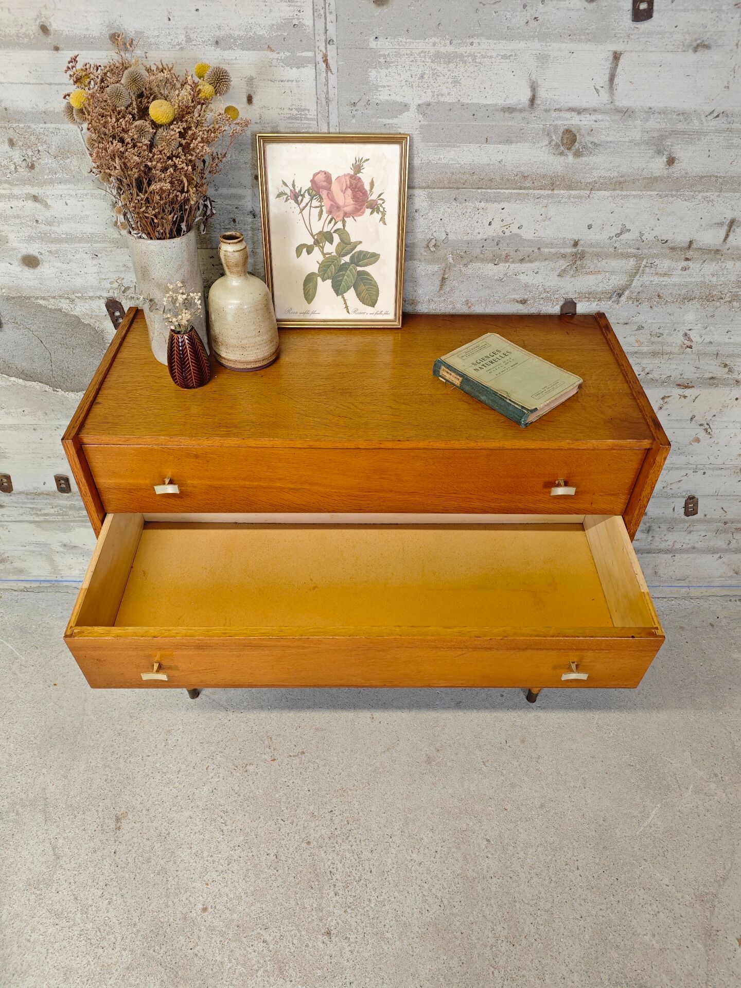Commode vintage