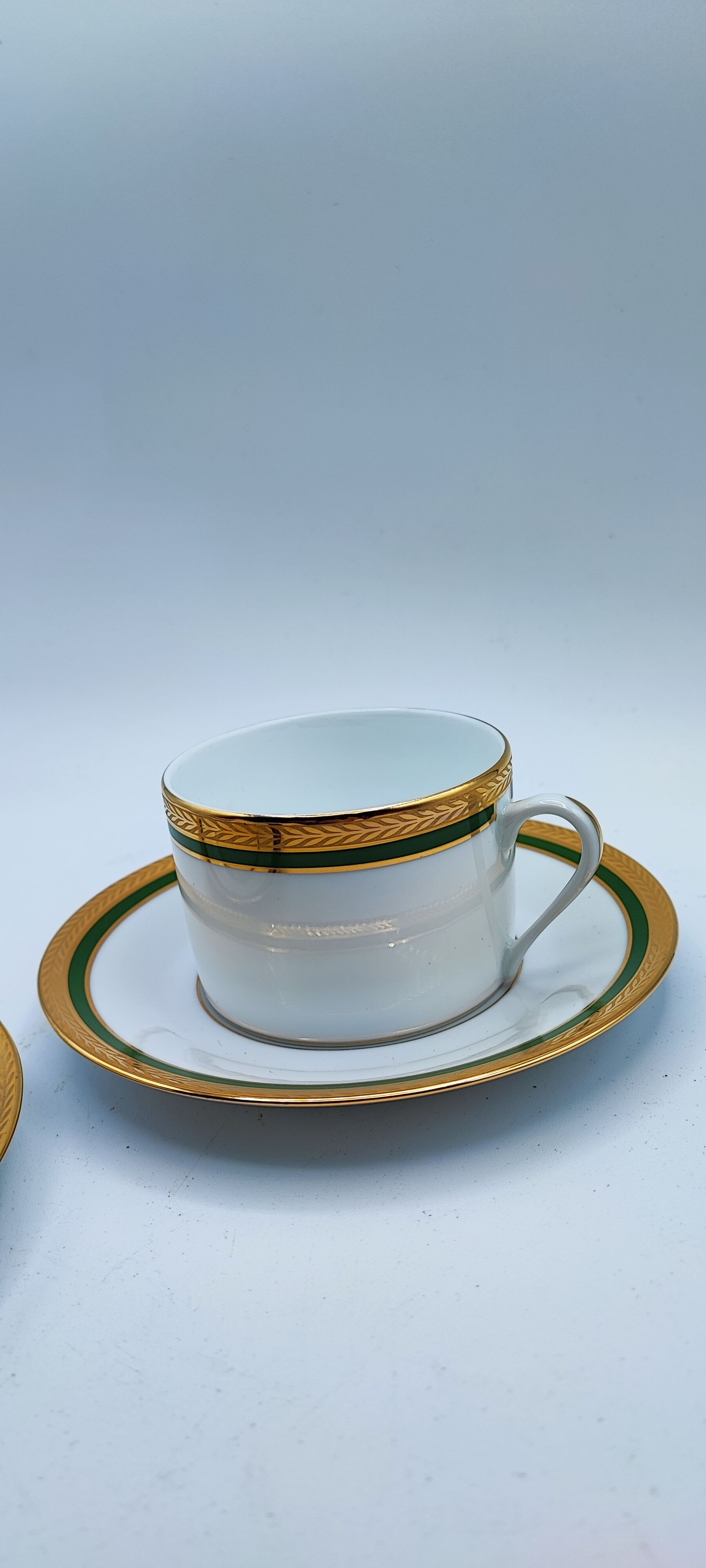 Duo cups Limoges bordered green gilded with fine gold